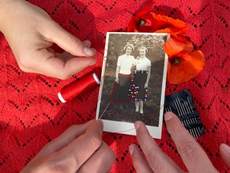 Atelier "De mère à fille(s) : broder notre histoire"